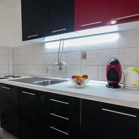 Aurora Apartment *