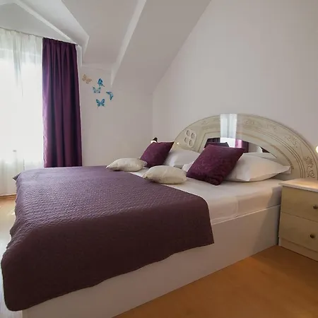 Aurora Apartment