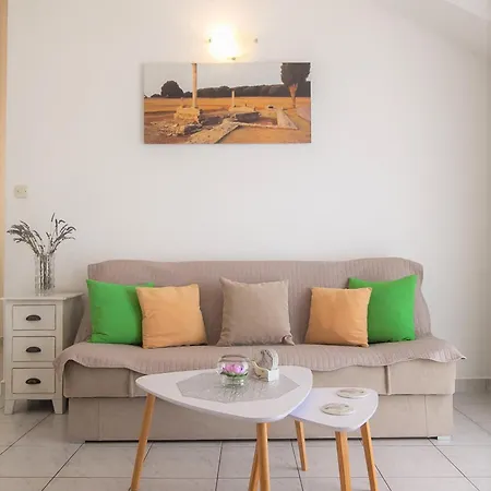 Aurora Apartment